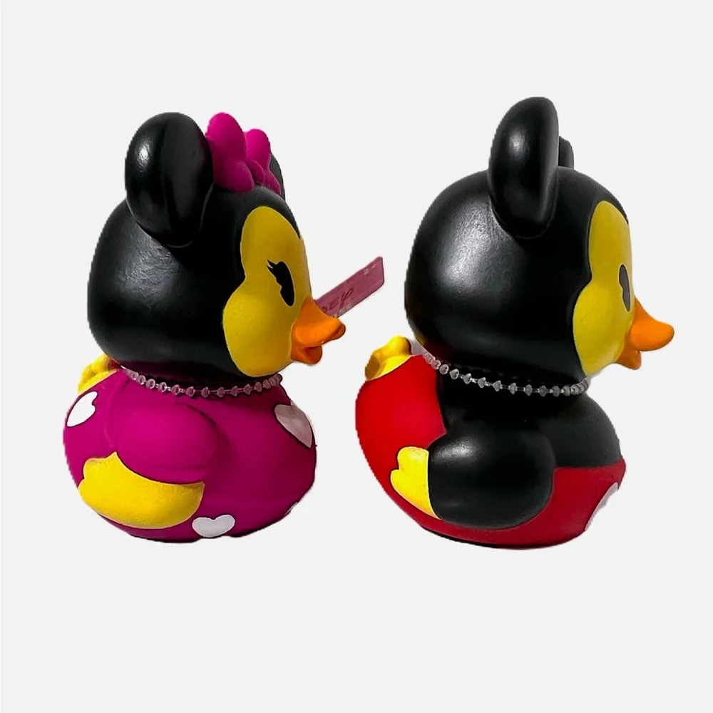 NEW! Disney Mickey Mouse and Minnie Mouse Hearts and Kisses Rubber Duck Set- NWT